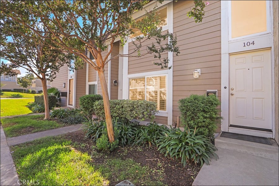 Property photo for 104 Oval, Irvine, CA