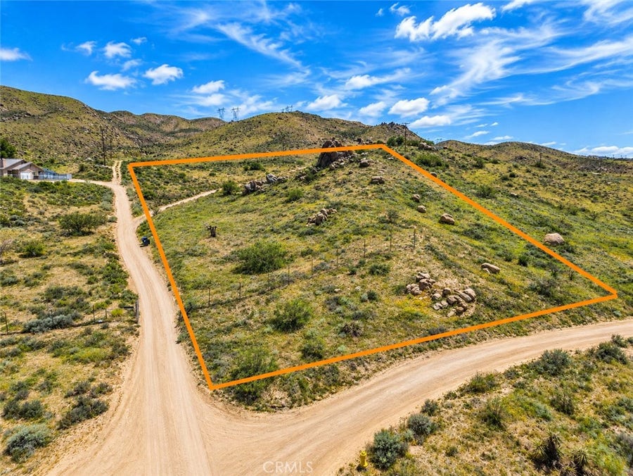 Property photo for 46 Loma Vista Road, Apple Valley, CA