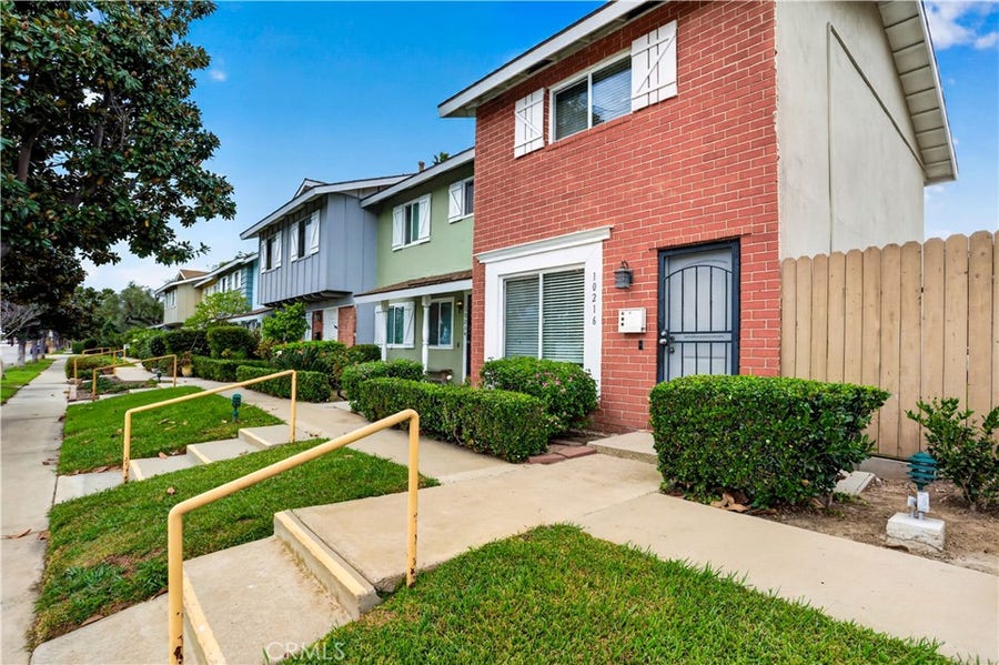 Property photo for 10216 Ascot Circle, Huntington Beach, CA