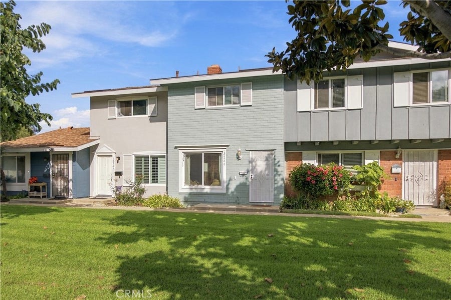 Property photo for 19746 Kingswood, Huntington Beach, CA