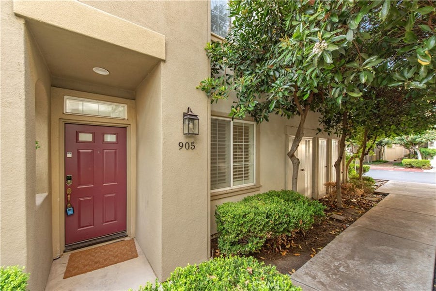 Property photo for 905 Somerville, Irvine, CA