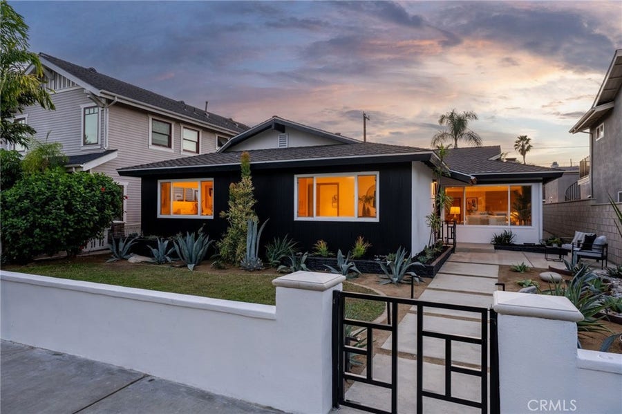 Property photo for 1735 Main, Huntington Beach, CA
