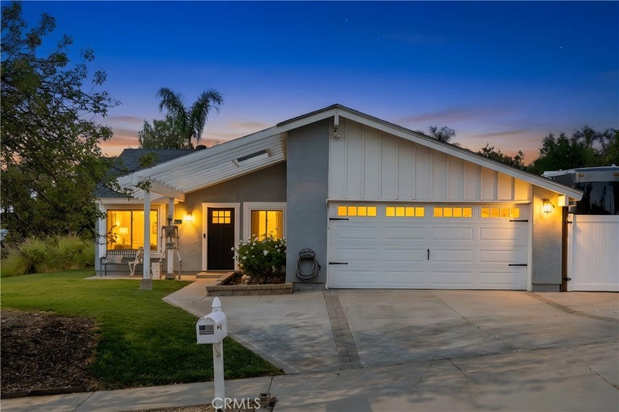 Property photo for 27371 Garza, Saugus, CA