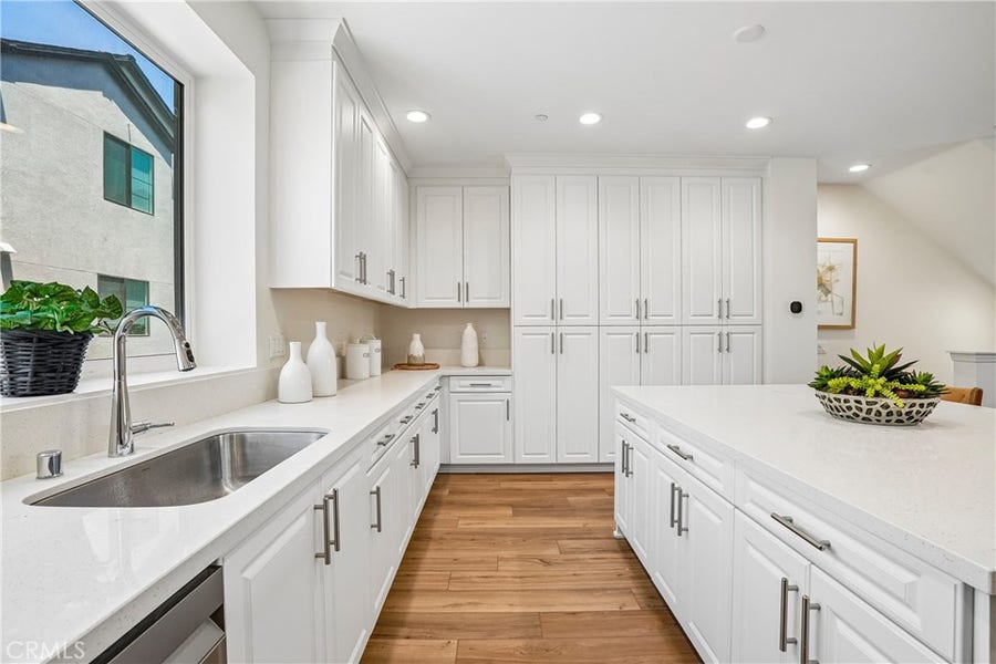 Property photo for 5876 Linden Ave Avenue, #6, Long Beach, CA
