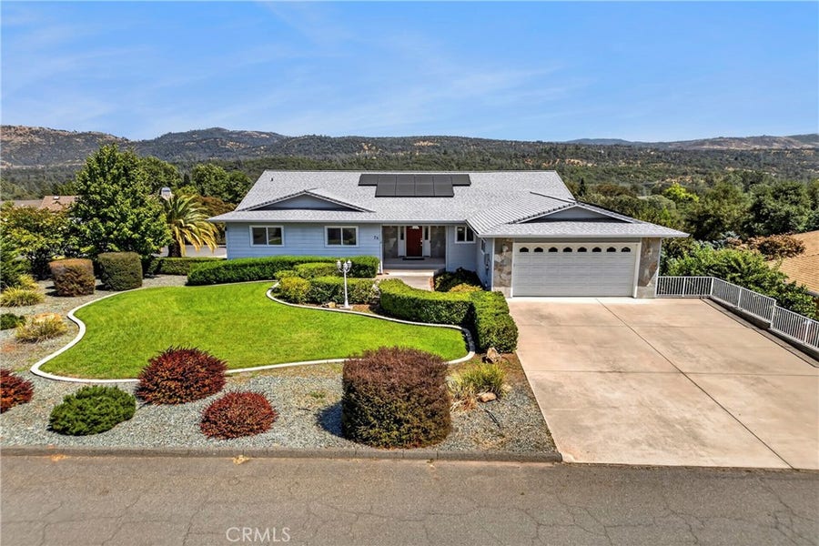 Property photo for 26 Regal Way, Oroville, CA
