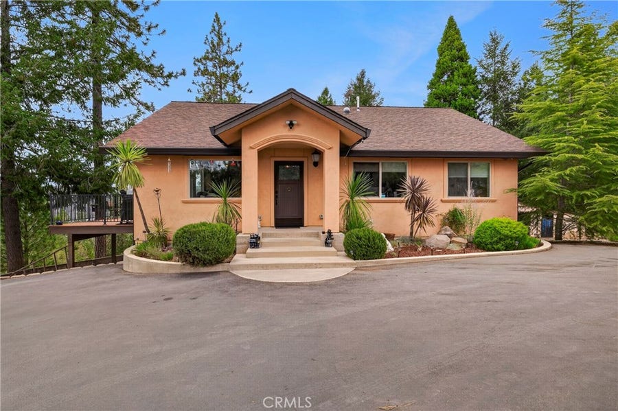 Property photo for 14731 Via De Maia, Magalia, CA