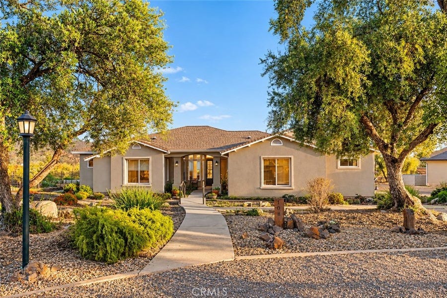 Property photo for 108 Manzanella Ct, Oroville, CA