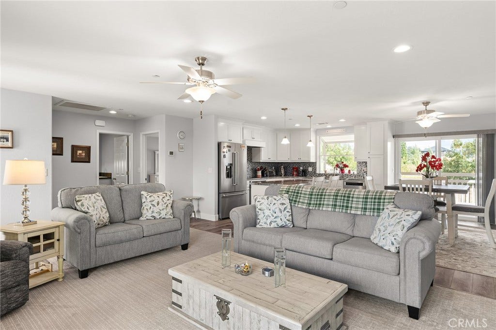 5548 Kemlyn Lane, Paradise, CA 95969 Open concept living room into dining & kitchen