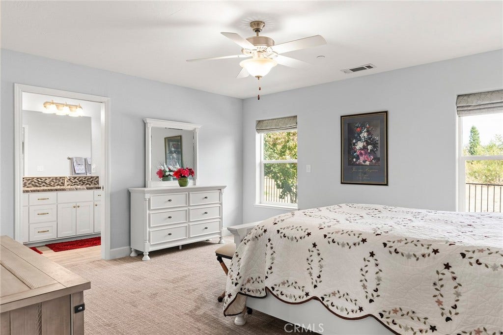 5548 Kemlyn Lane, Paradise, CA 95969 Primary suite