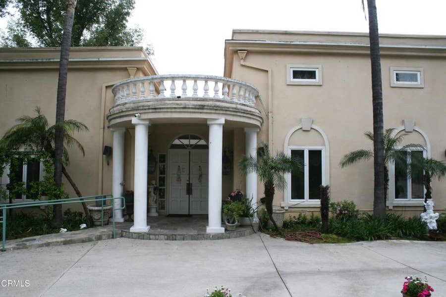 Property photo for 500 Georgian Road 3546, La Canada Flintridge, CA