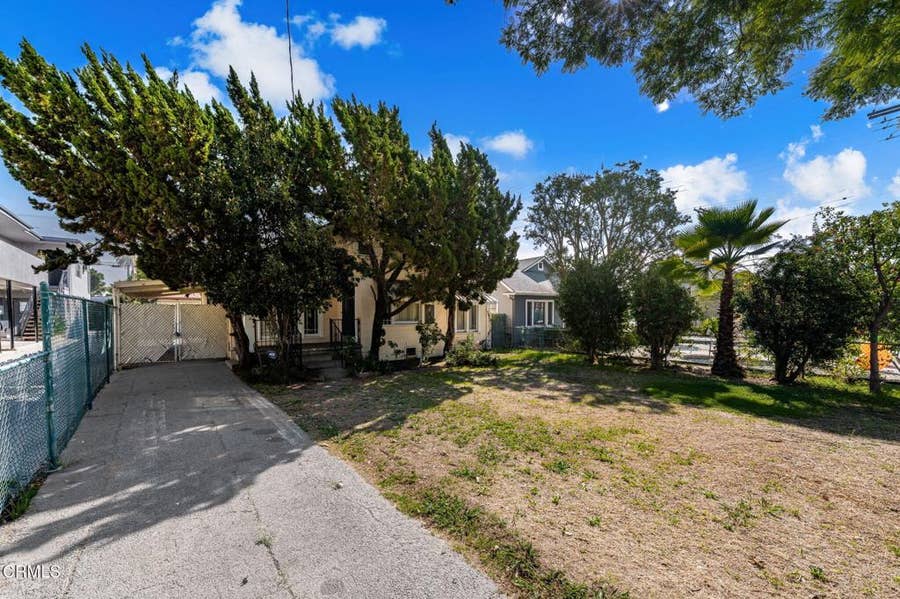 Property photo for 2070 Meridian Avenue, South Pasadena, CA