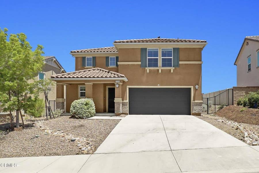 Property photo for 37530 Henna Lane, Palmdale, CA
