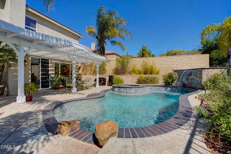 Property photo for 28434 Agajanian Drive, Santa Clarita, CA