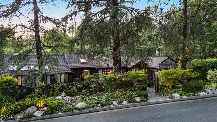 Property photo for 4953 Alta Canyada Road, La Canada Flintridge, CA