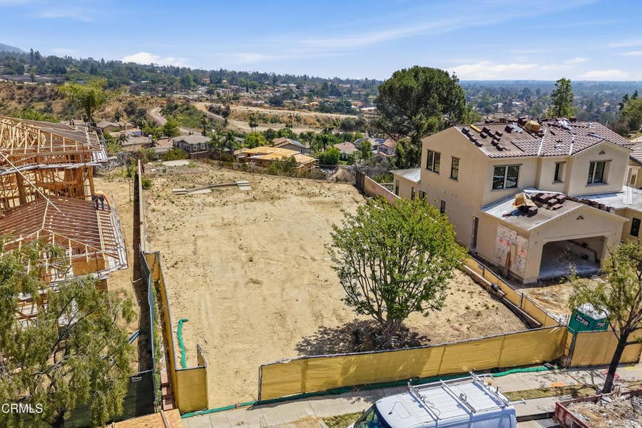 Property photo for 3636 Giddings Ranch Road, Altadena, CA