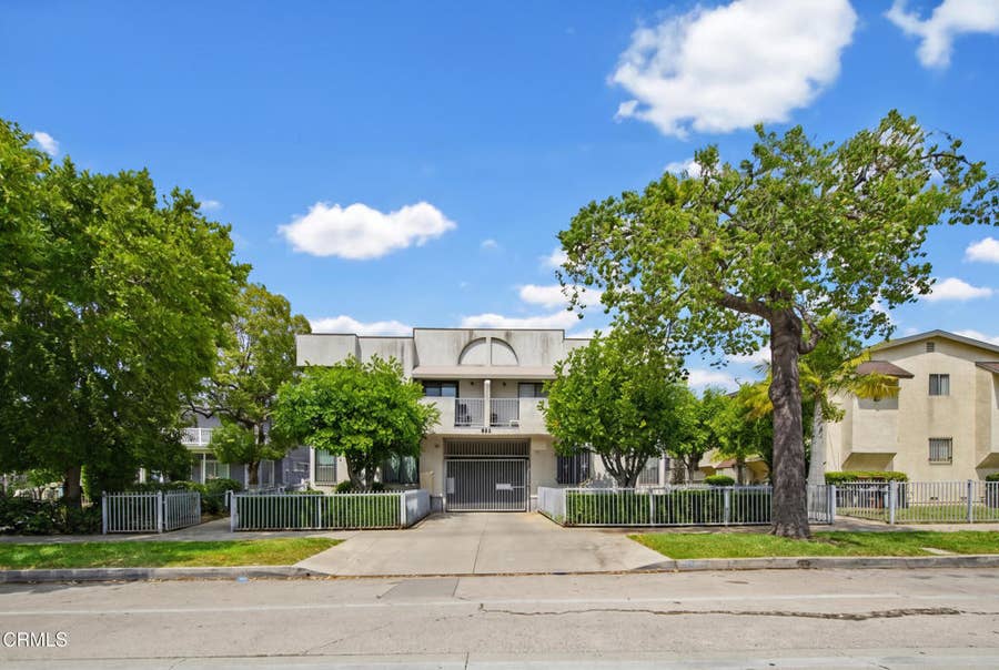 Property photo for 847 N Raymond Avenue, #9A, Pasadena, CA