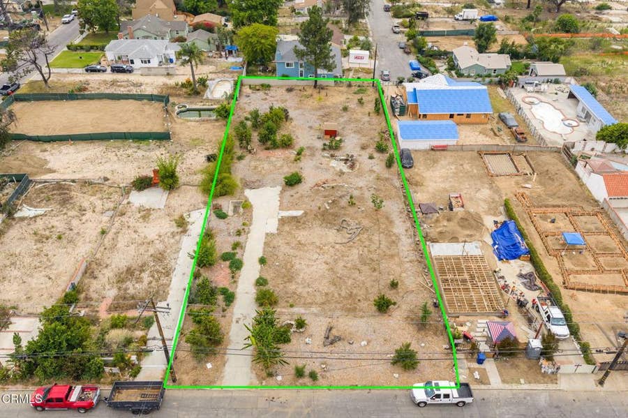 Property photo for 254 W Palm Street, Altadena, CA