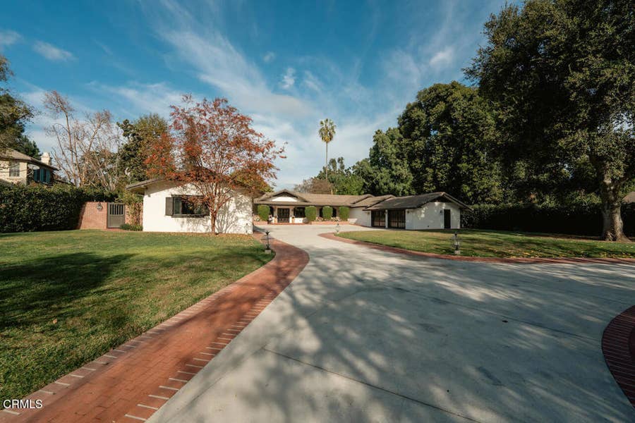 Property photo for 1410 Hillcrest Avenue, Pasadena, CA