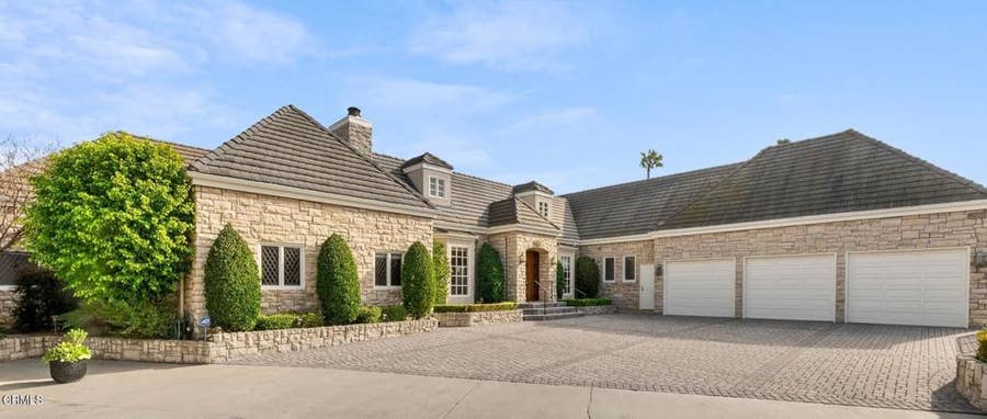 Property photo for 1401 Glen Oaks Boulevard, Pasadena, CA