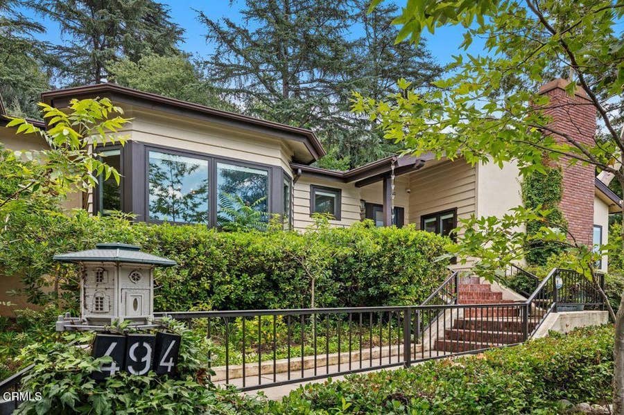Property photo for 494 California Terrace, Pasadena, CA