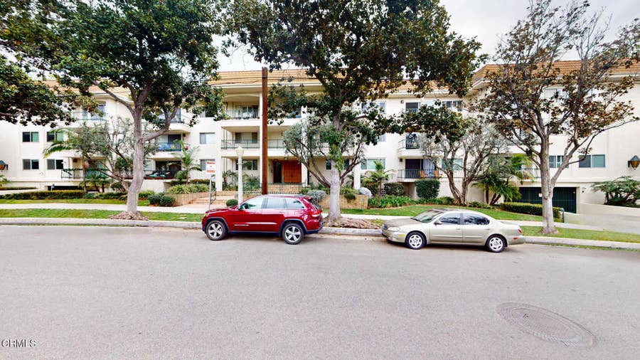 Property photo for 420 S Madison Avenue, #112, Pasadena, CA