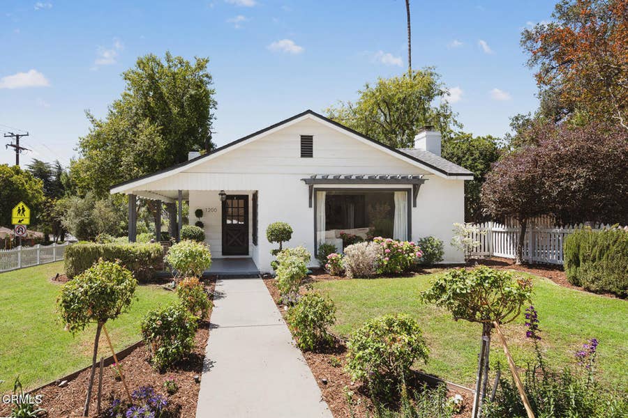 Property photo for 1200 Fernside Drive, La Canada Flintridge, CA