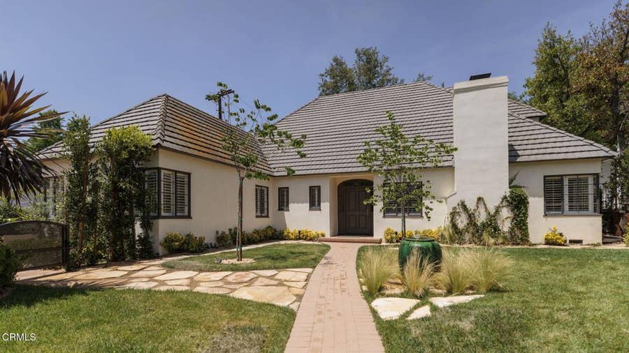 Property photo for 1535 Ontario Avenue, Pasadena, CA