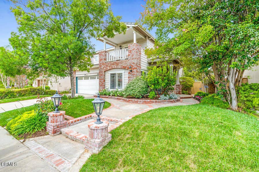 Property photo for 28067 Liana Lane, Valencia, CA