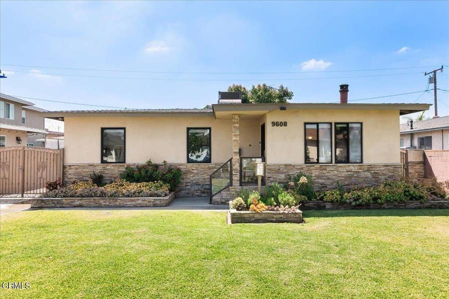 Property photo for 9608 Orizaba Avenue, Downey, CA