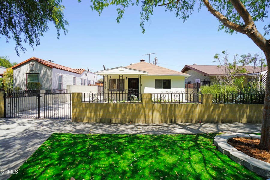 Property photo for 2938 Warwick Avenue, Los Angeles, CA