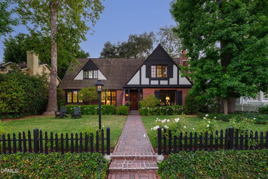 Property photo for 2225 El Molino Place, San Marino, CA