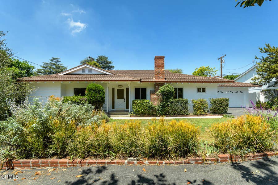 Property photo for 1110 Fairview Drive, La Canada Flintridge, CA