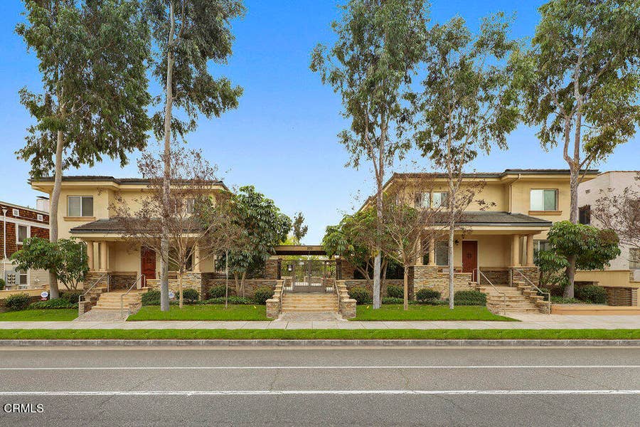 Property photo for 270 E Glenarm Street, #105, Pasadena, CA