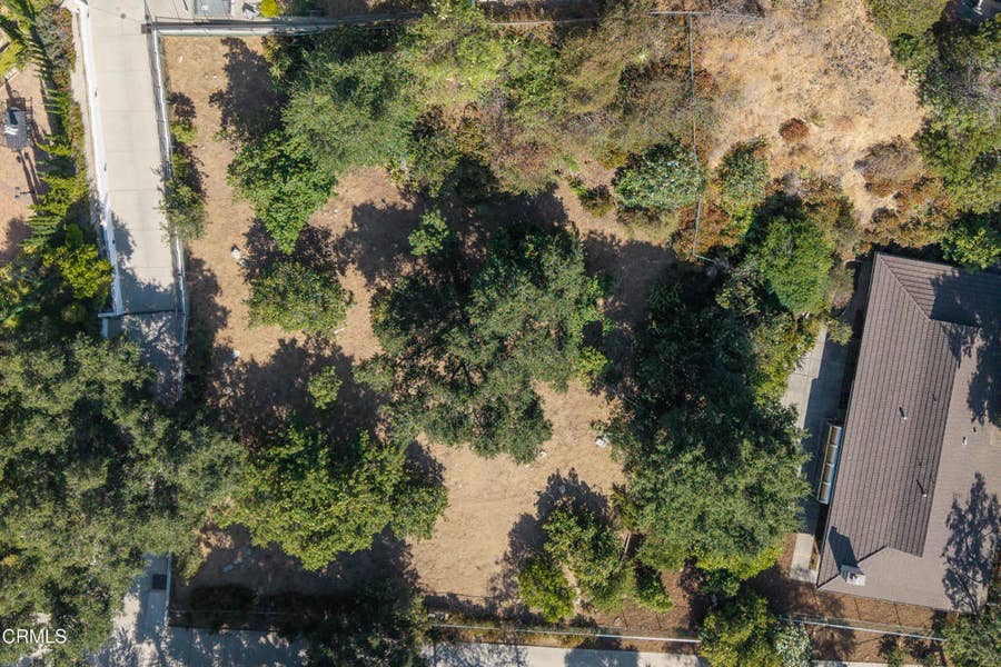 Property photo for 3273 New York Drive, Pasadena, CA