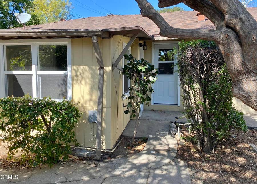 Property photo for 1523 N Grand Oaks Avenue, #2, Pasadena, CA