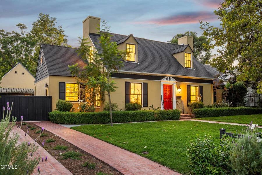 Property photo for 371 Rosita Lane, Pasadena, CA