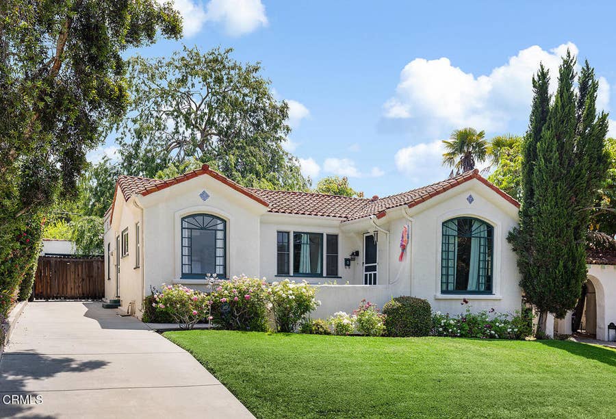Property photo for 1532 Ridgeway Drive, Glendale, CA