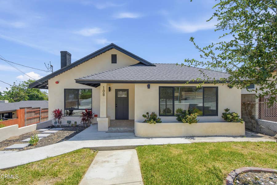 Property photo for 108 E Grandview Avenue, Sierra Madre, CA