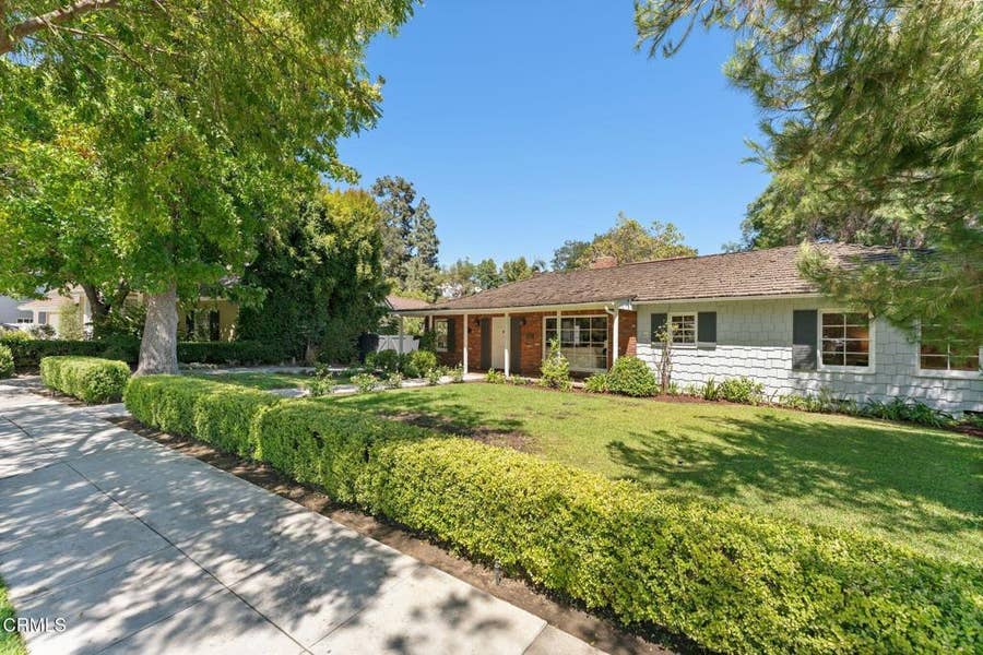 Property photo for 340 Glen Summer Road, Pasadena, CA