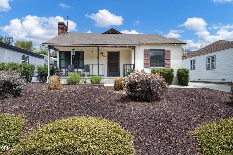Property photo for 2837 Estado Street, Pasadena, CA