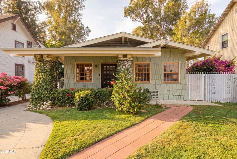 Property photo for 633 Camulos Street, Los Angeles, CA