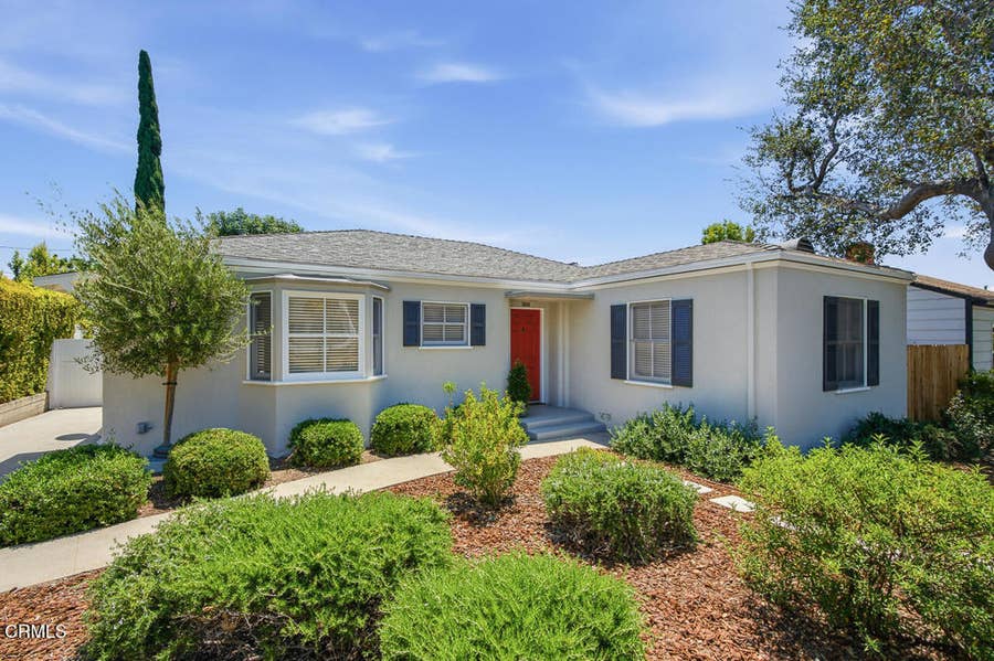Property photo for 1010 Roxbury Drive, Pasadena, CA
