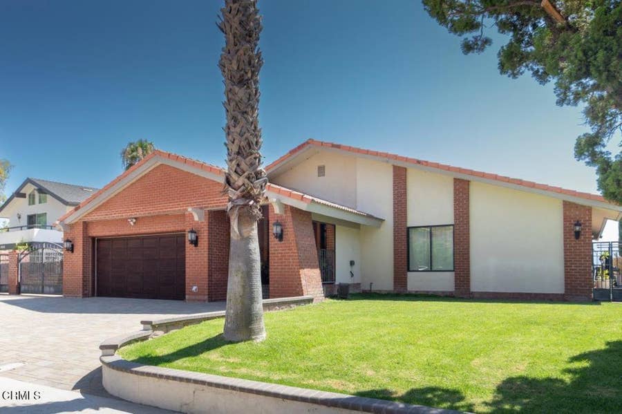 Property photo for 2906 Hawkridge Drive, La Crescenta, CA