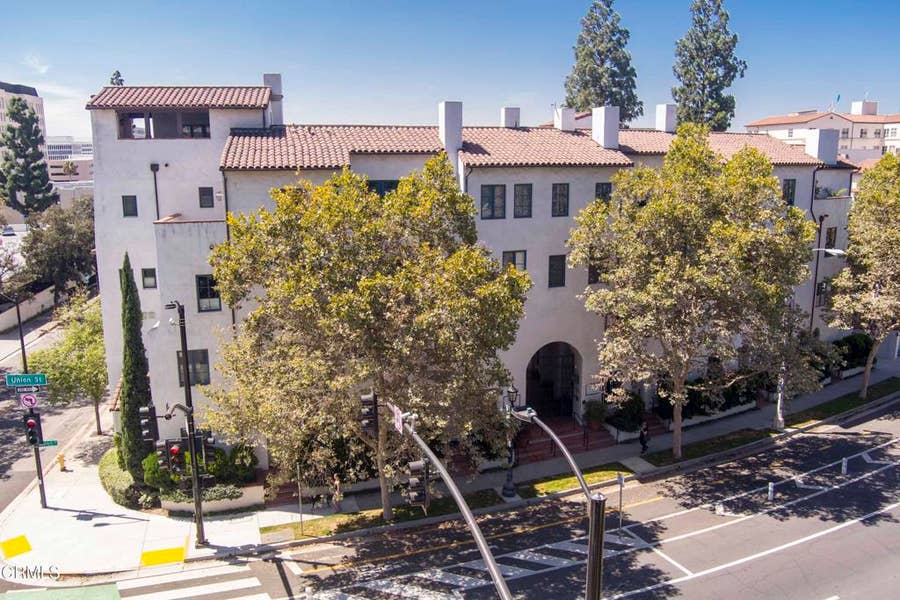Property photo for 700 E Union Street, #207, Pasadena, CA