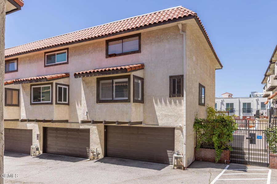 Property photo for 10141 Samoa Avenue, #11, Tujunga, CA