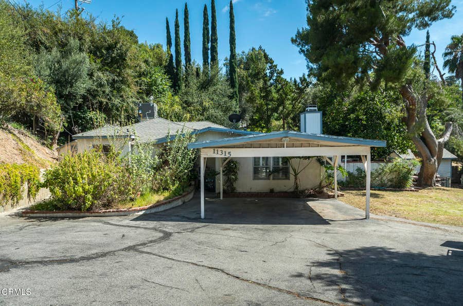 Property photo for 11315 Alethea Drive, Sunland, CA
