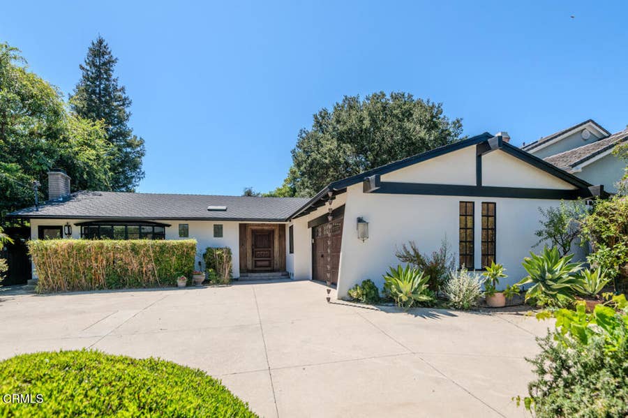 Property photo for 4819 Oakwood Avenue, La Canada Flintridge, CA