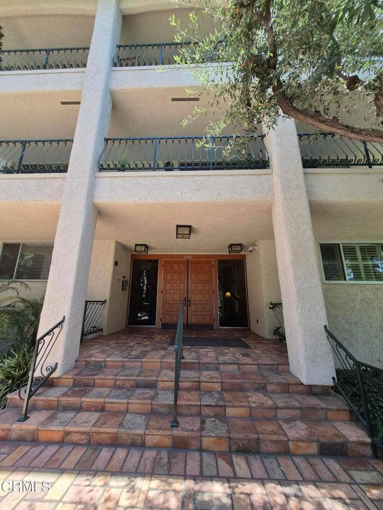 Property photo for 420 S Madison Avenue, #204, Pasadena, CA