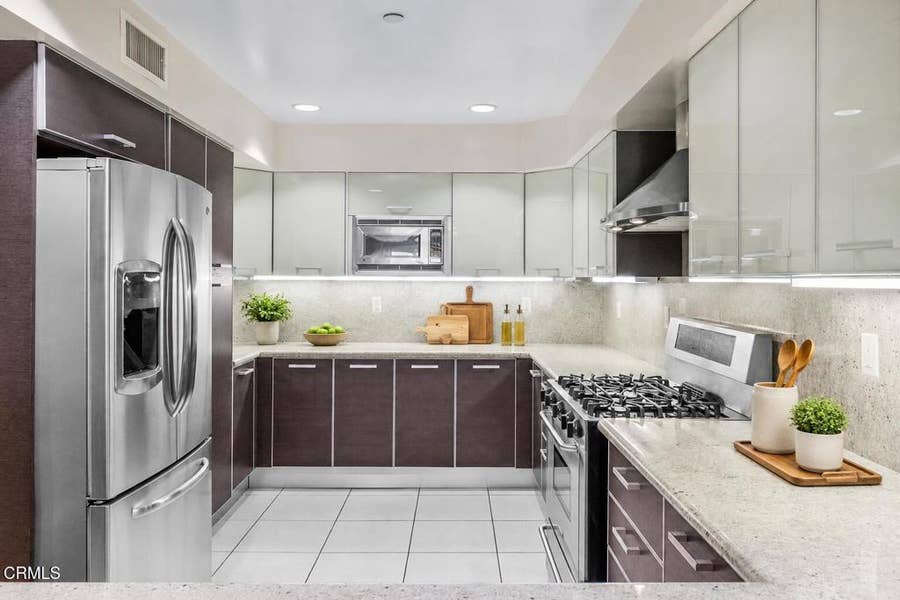 Property photo for 1353 N Fuller Avenue, #204, Los Angeles, CA