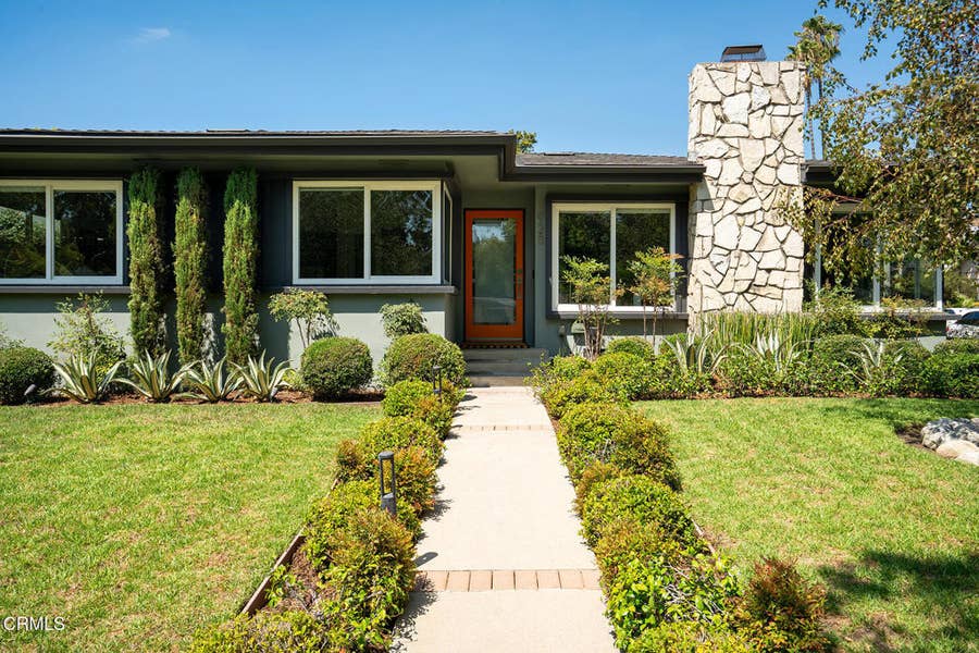 Property photo for 935 S Euclid Avenue, Pasadena, CA